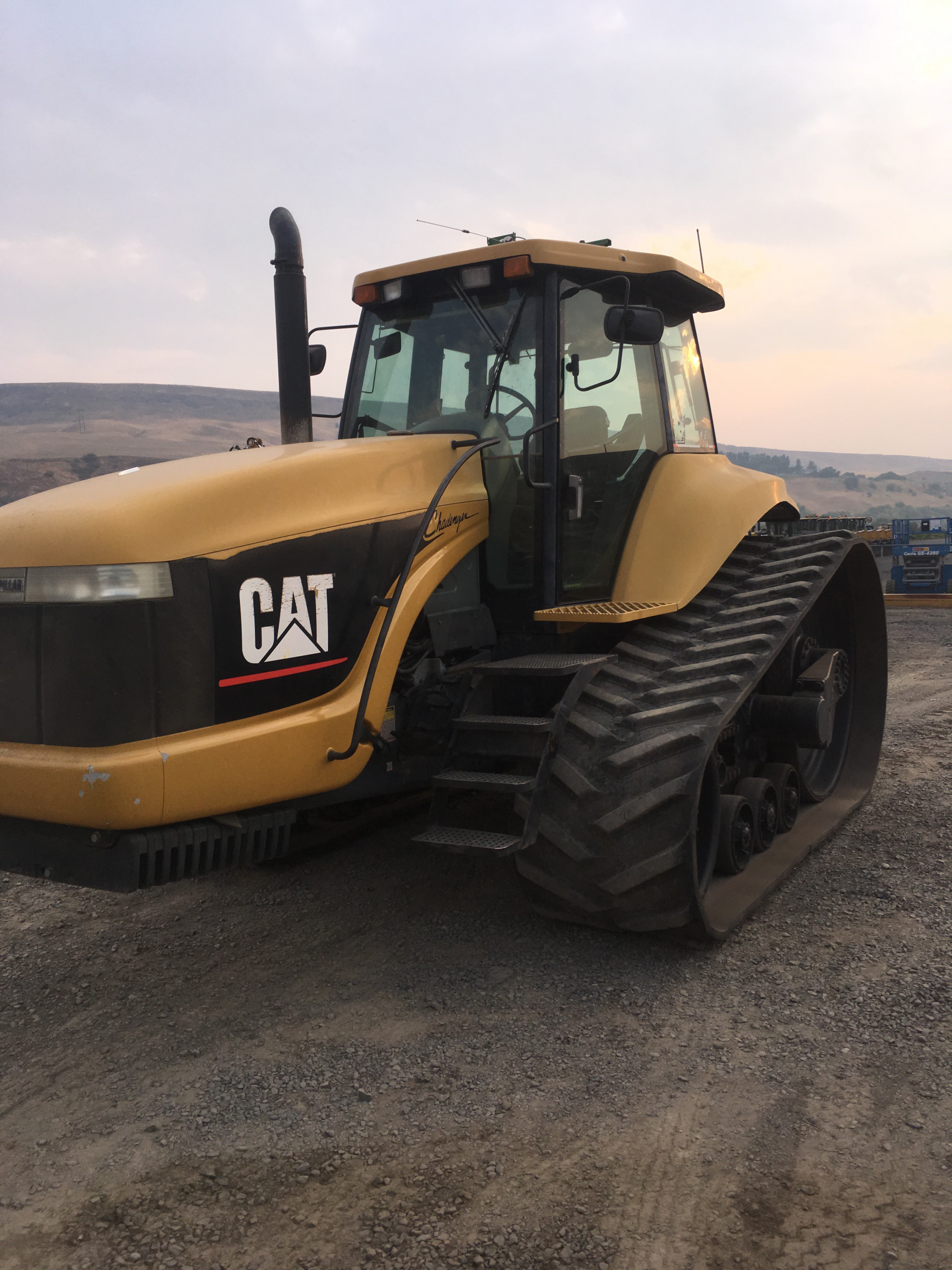 (image for) Camoplast Used 30" Cat Challenger 35/45/55 Tracks - Click Image to Close