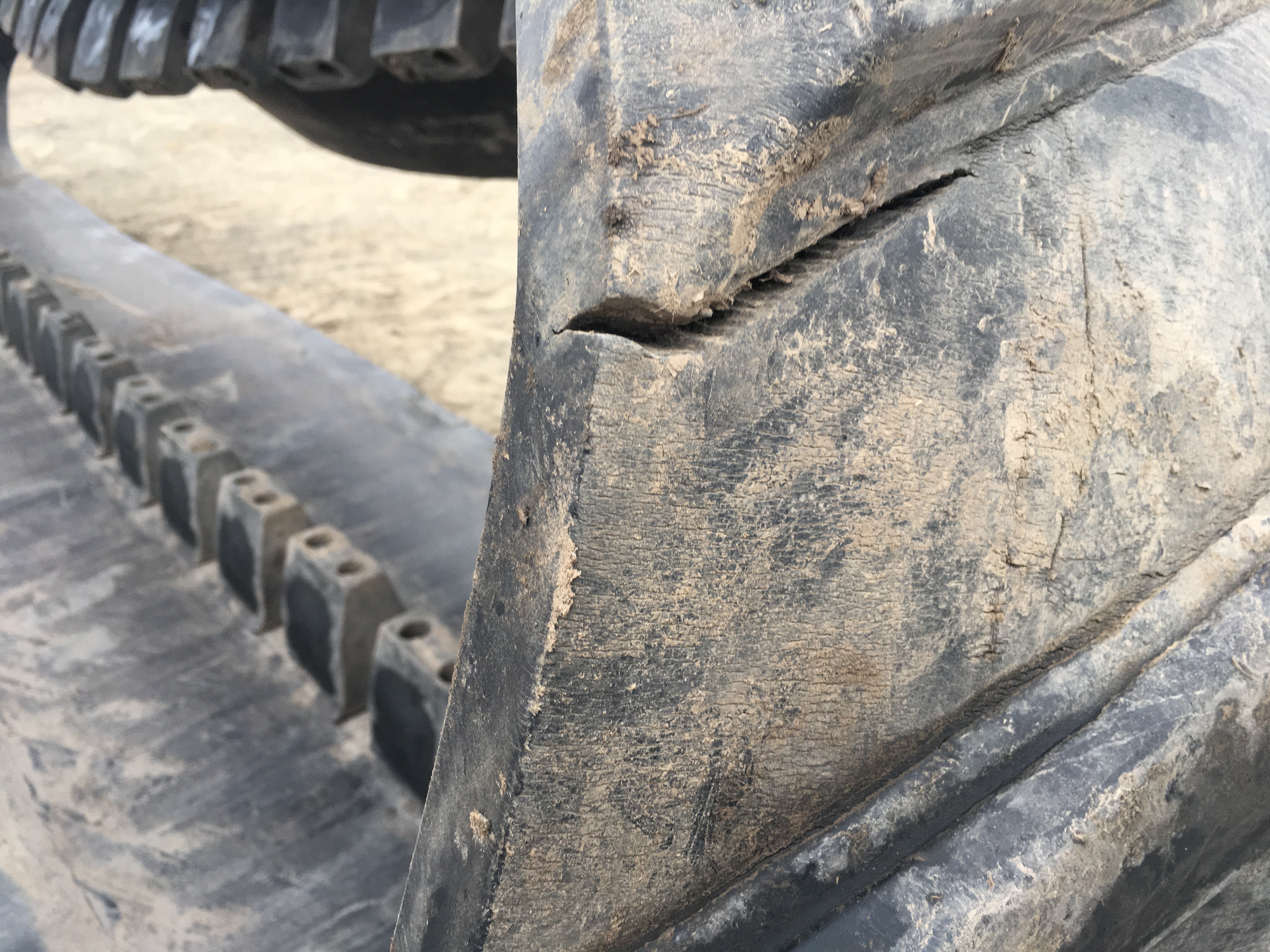 Used 30" Cat Challenger 65-95 Track