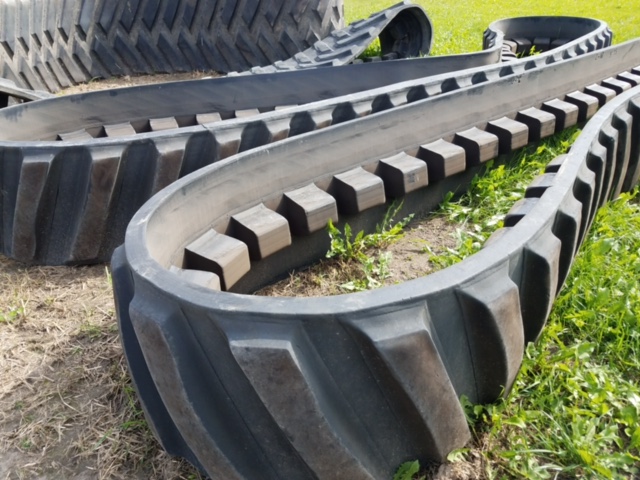 Camoplast Used 16" John Deere 8RT Track