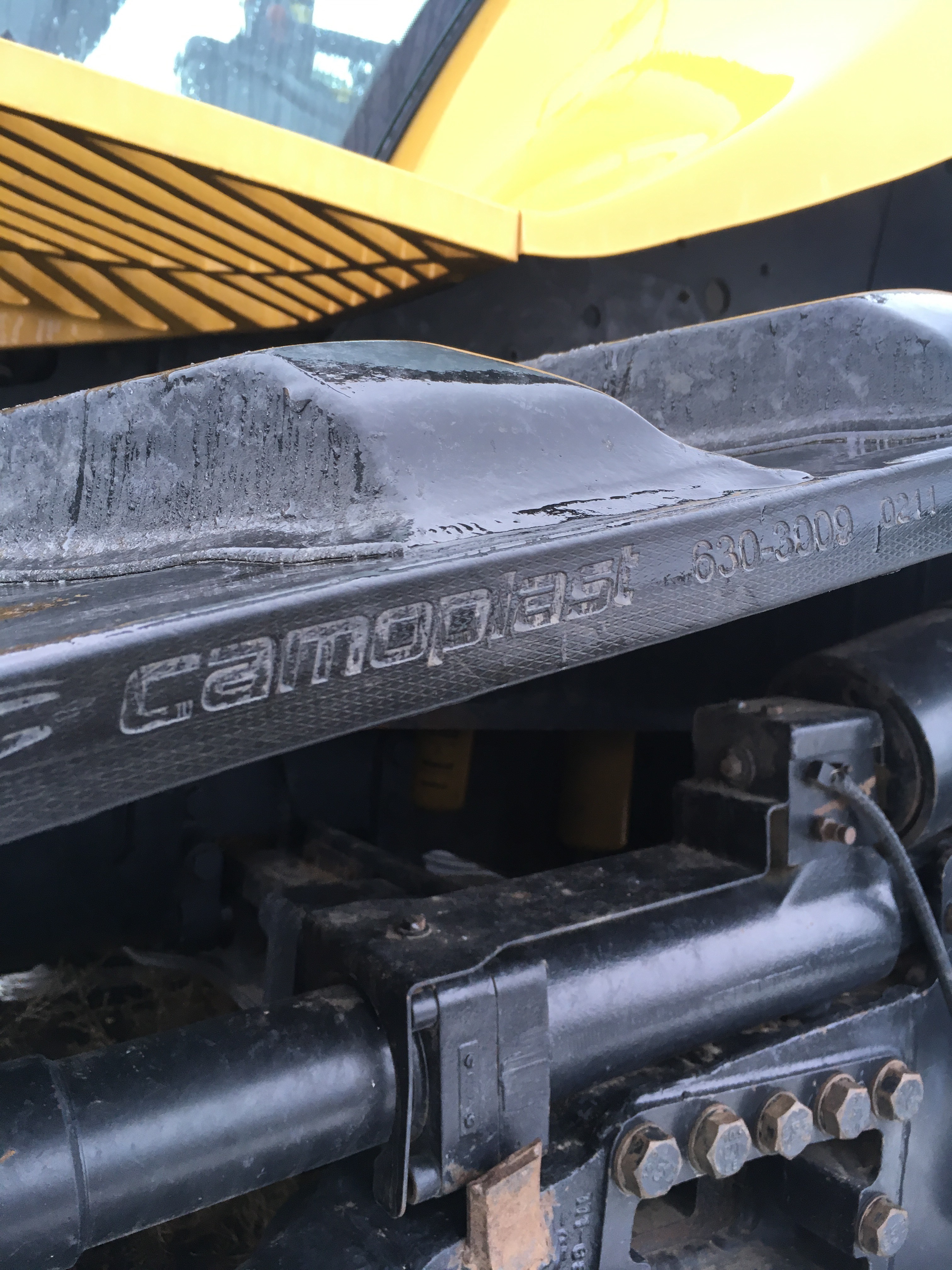 (image for) Camoplast Used 30" Cat Challenger 35/45/55 Tracks - Click Image to Close
