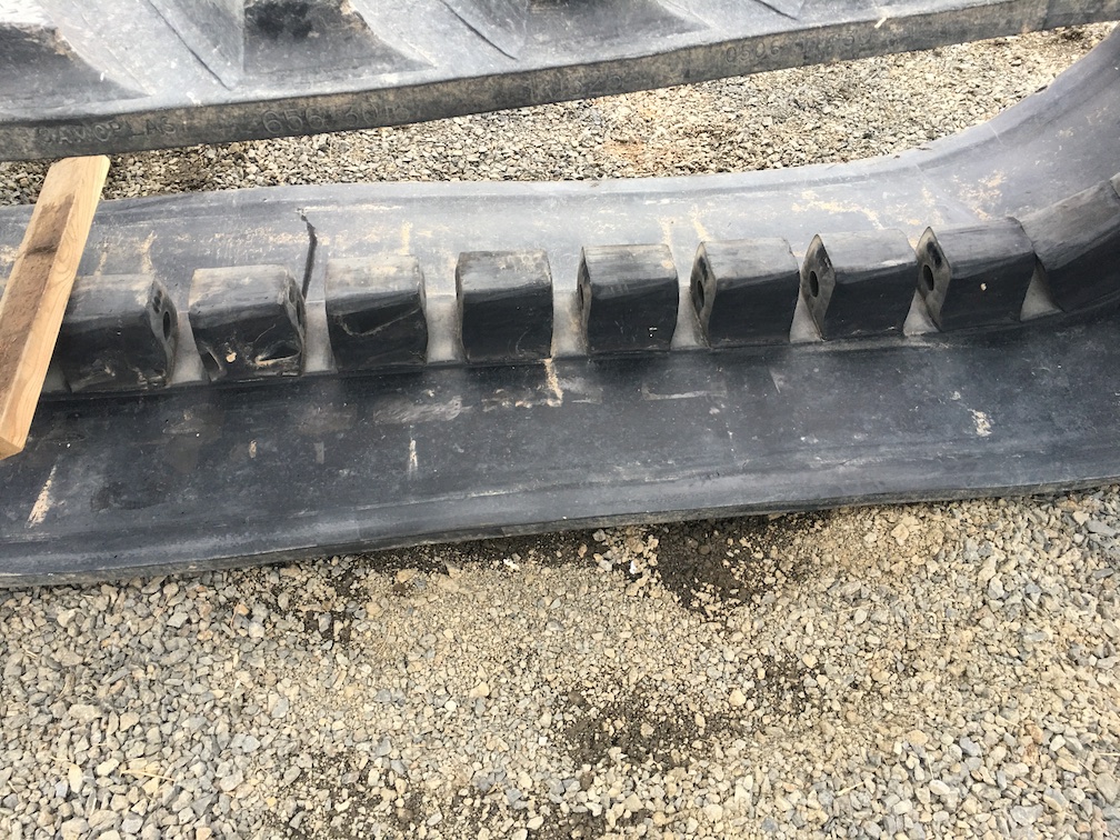 (image for) Camoplast Agco MT800 30" Used Track - Click Image to Close