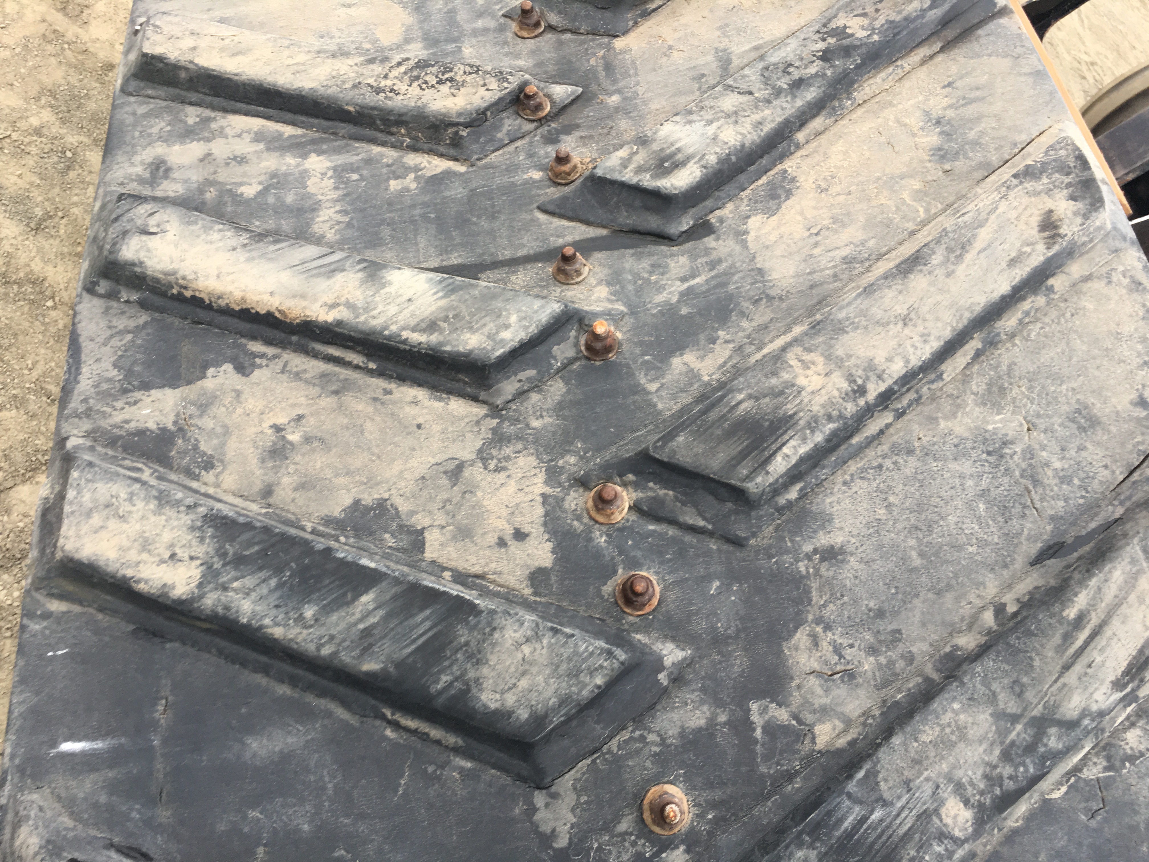 Used 30" Cat Challenger 65-95 Track