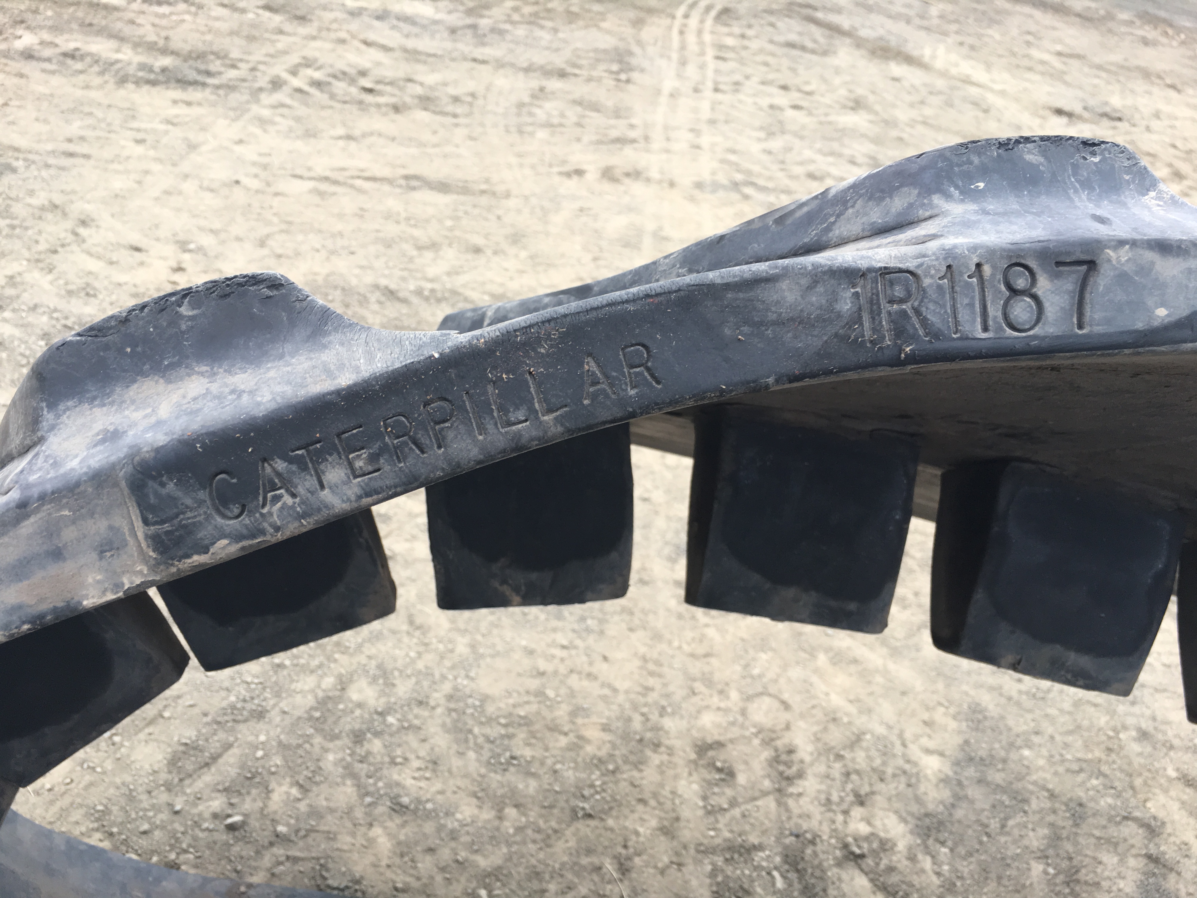 Used 30" Cat Challenger 65-95 Track