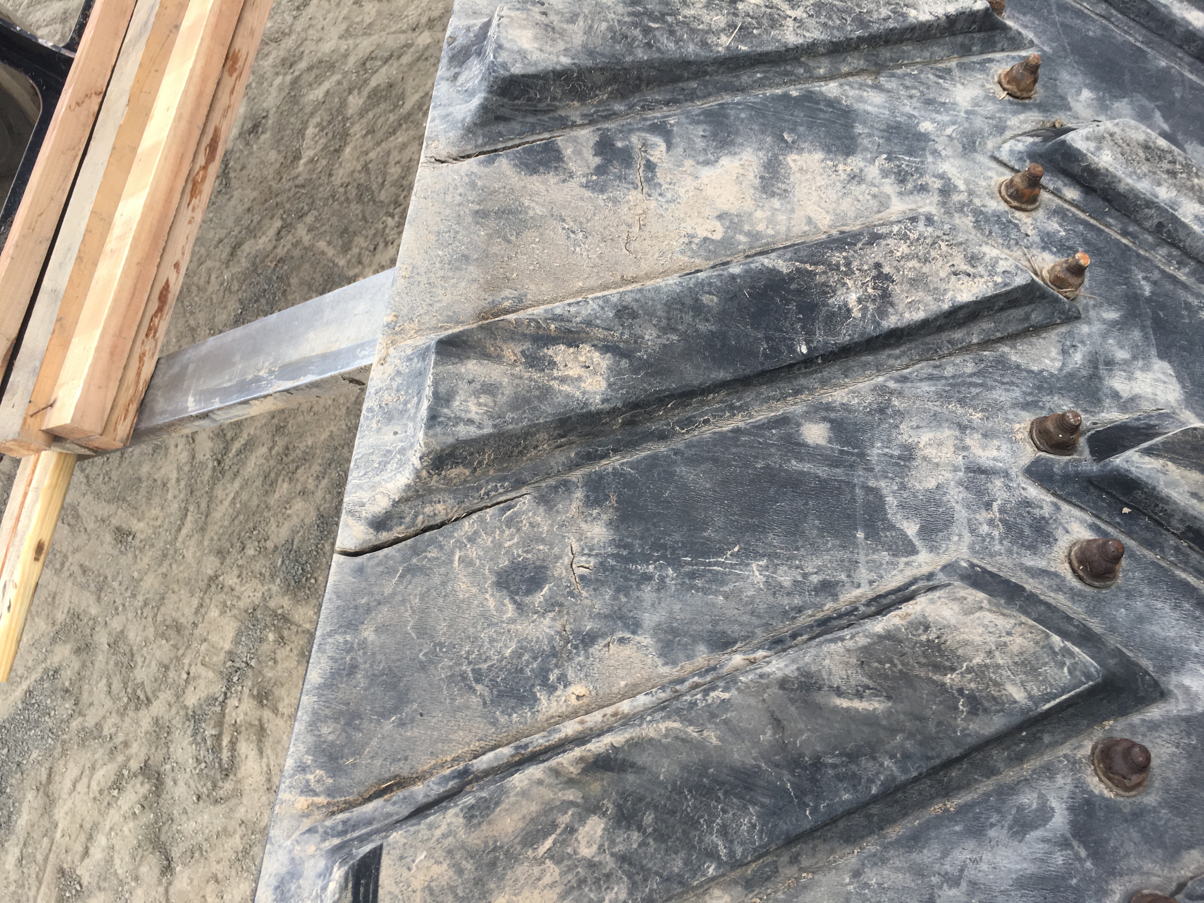 Used 30" Cat Challenger 65-95 Track