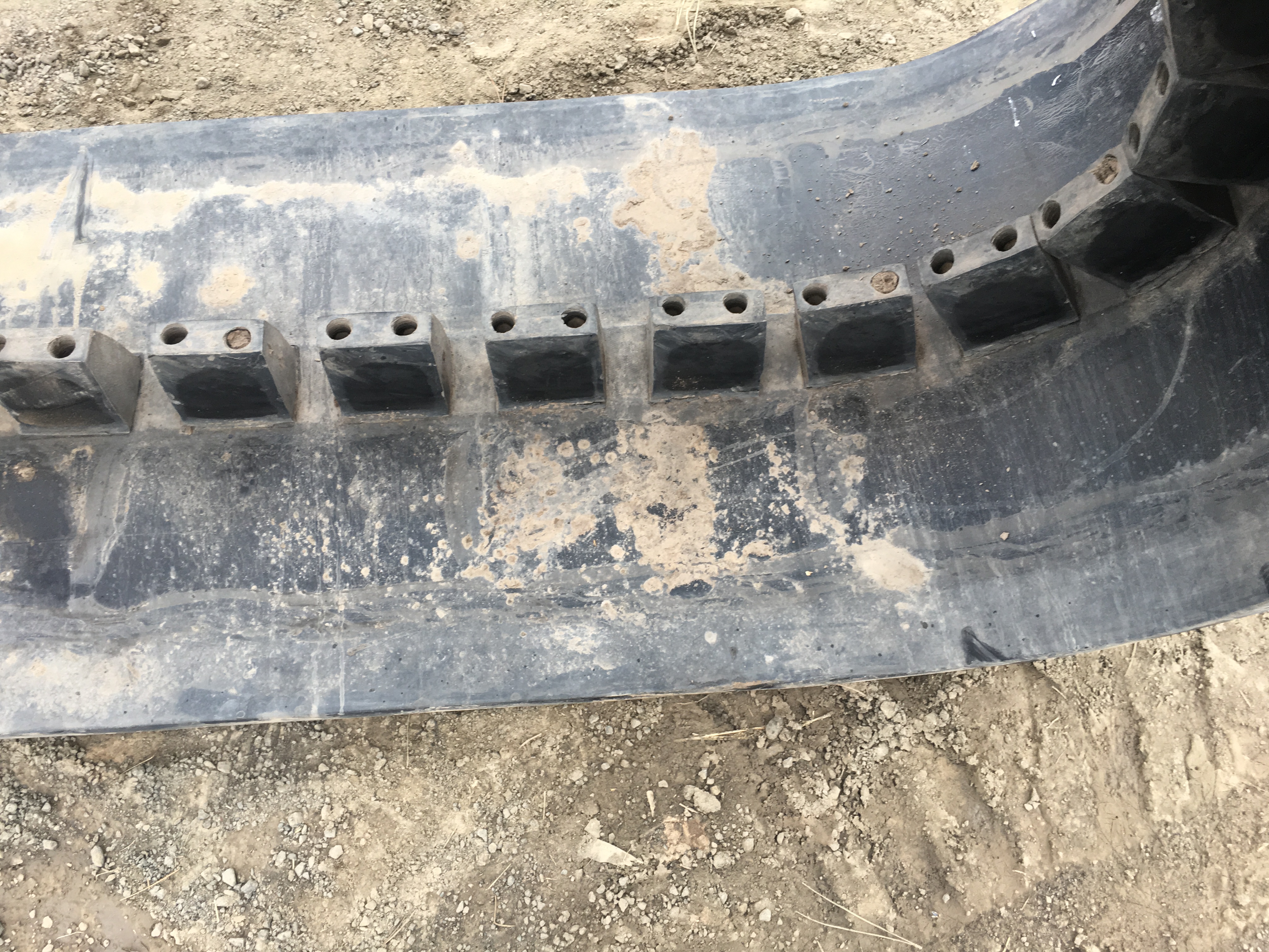 Used 30" Cat Challenger 65-95 Track