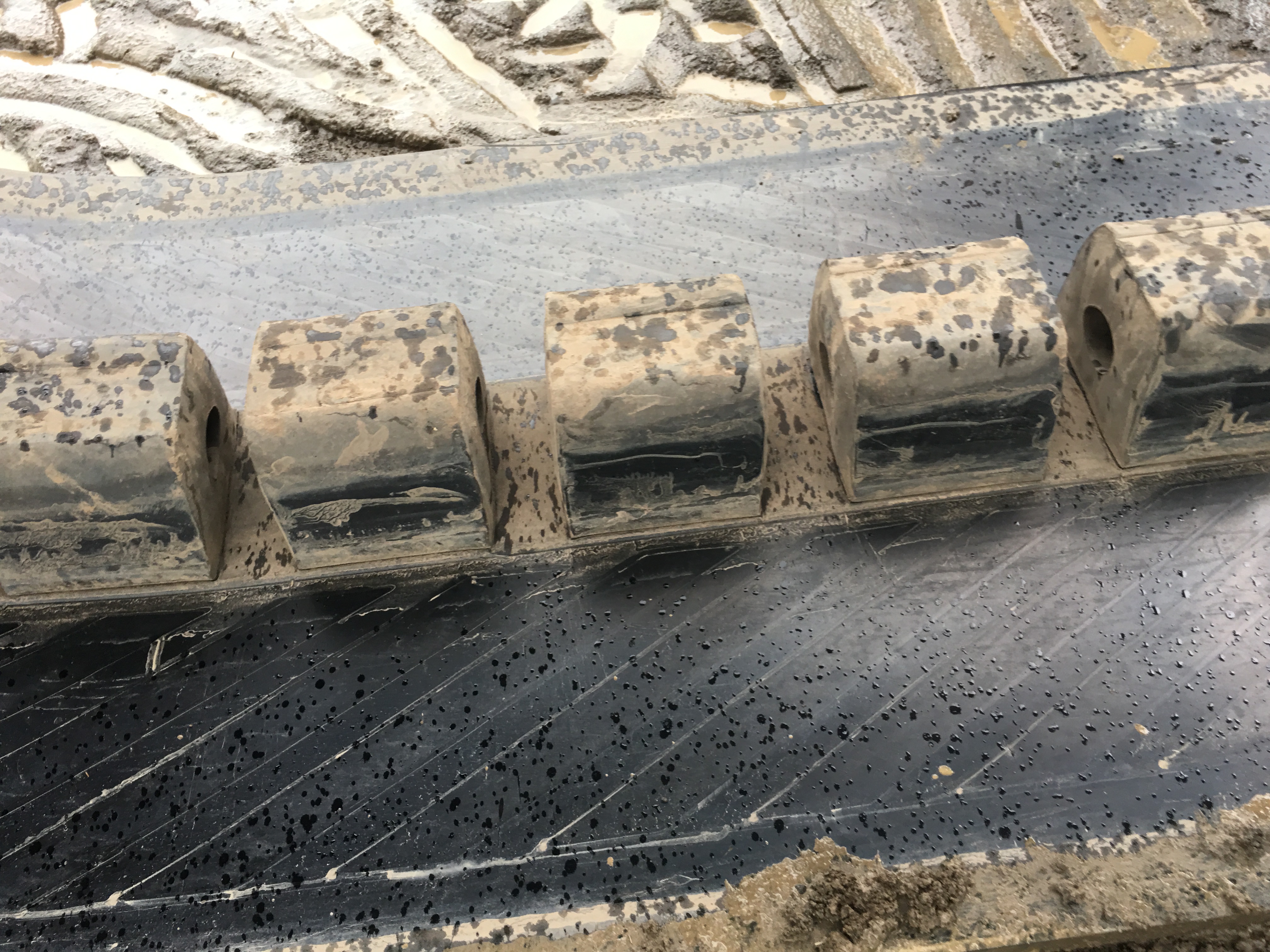 (image for) Agco MT800 30" Used Track - Click Image to Close